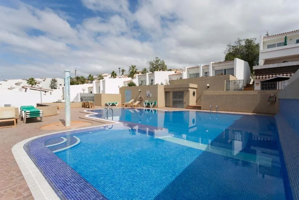 דירה אדחה Island Village Ocean View