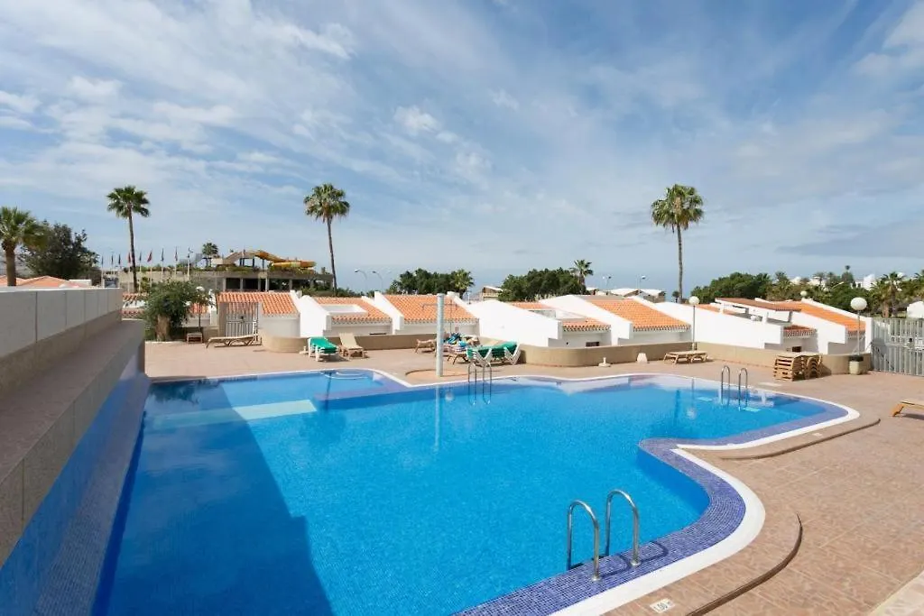 אדחה Island Village Ocean View דירה